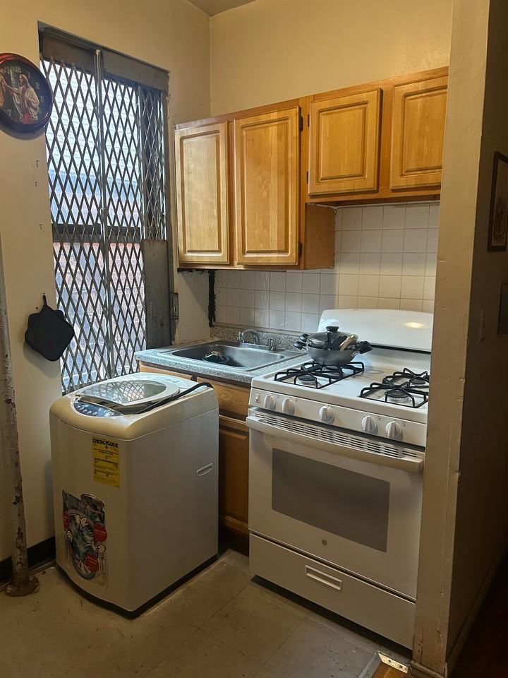 432 E 156th St #2 - Photo 5 of 7