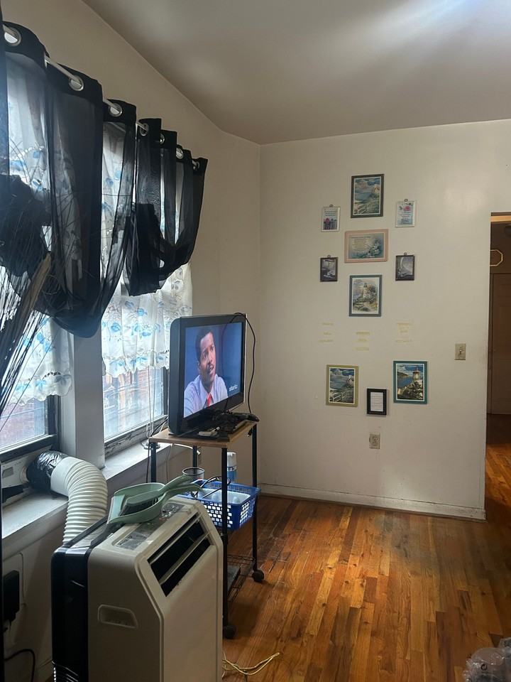432 E 156th St #2 - Photo 6 of 7