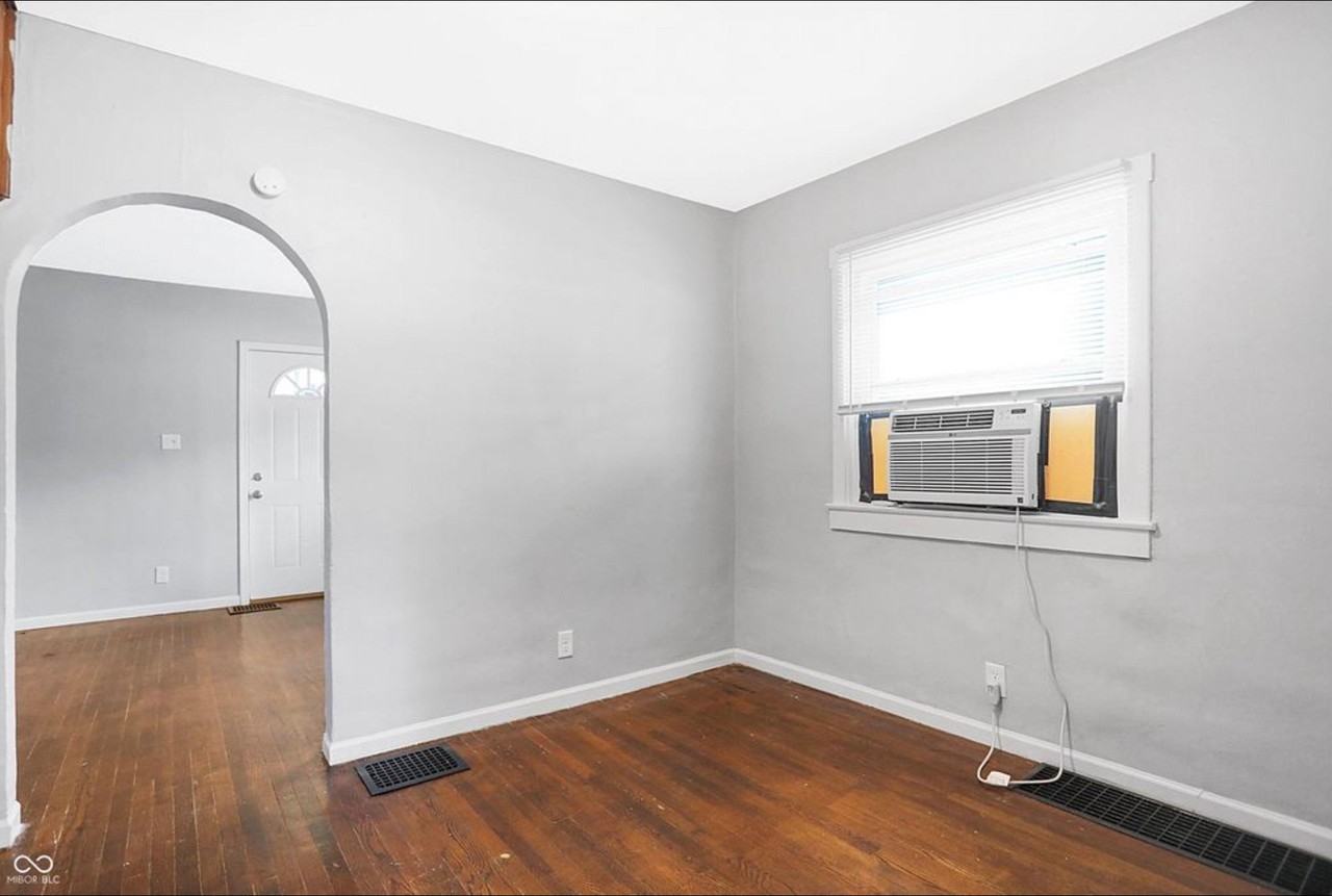 521 S Arlington Ave - Photo 3 of 15