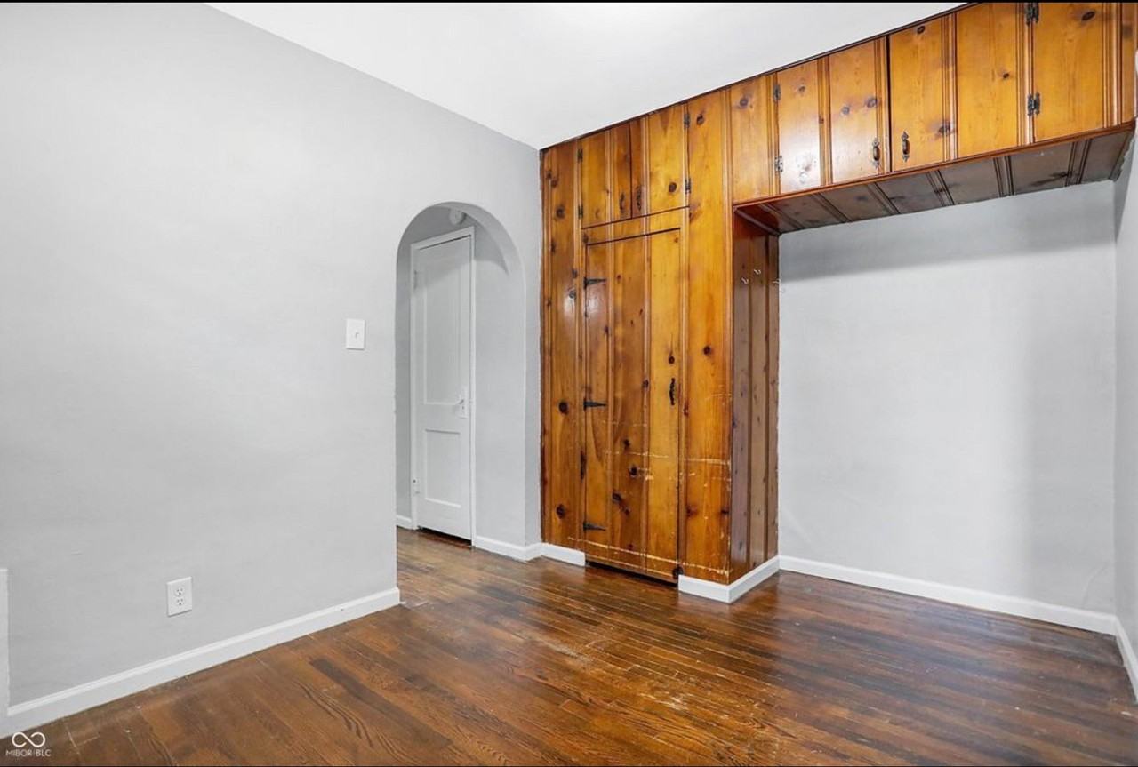 521 S Arlington Ave - Photo 6 of 15
