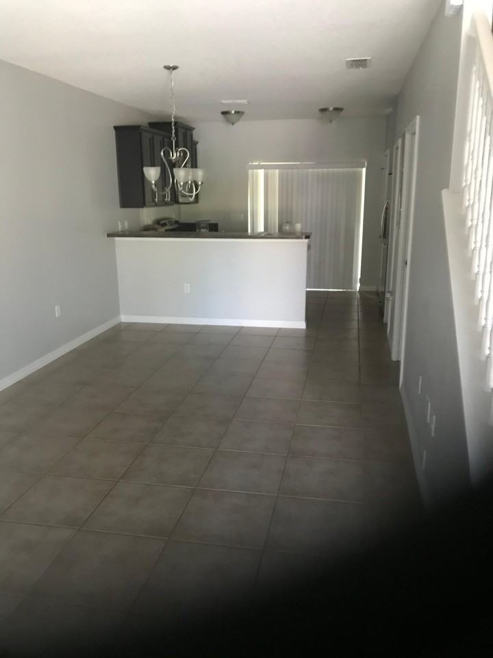 5451 Windsor Lake Cir - Photo 2 of 6
