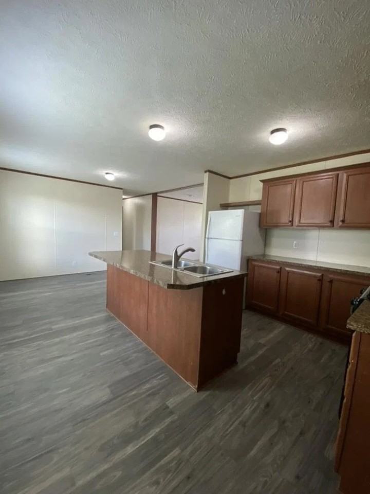 1814 Davis St #457 - Photo 6 of 15
