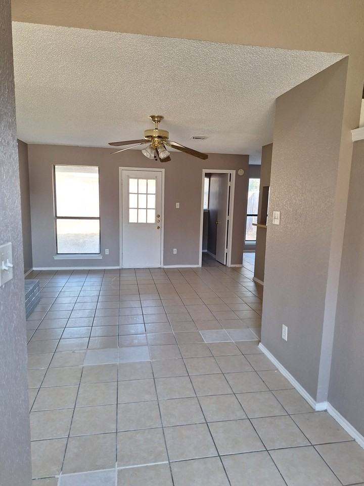 4525 Compass Ct - Photo 3 of 20