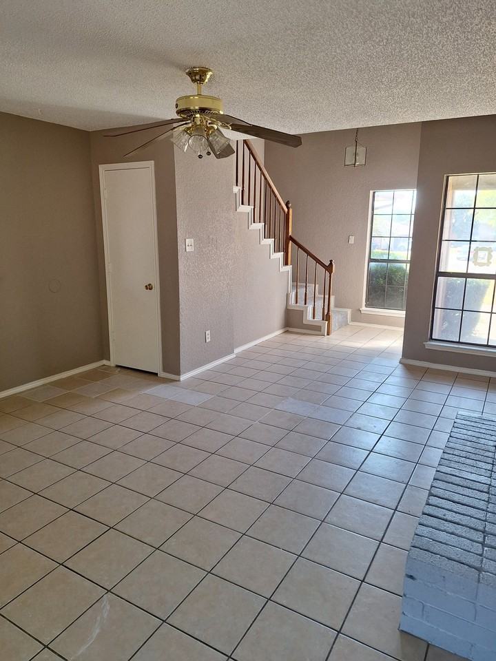 4525 Compass Ct - Photo 5 of 20
