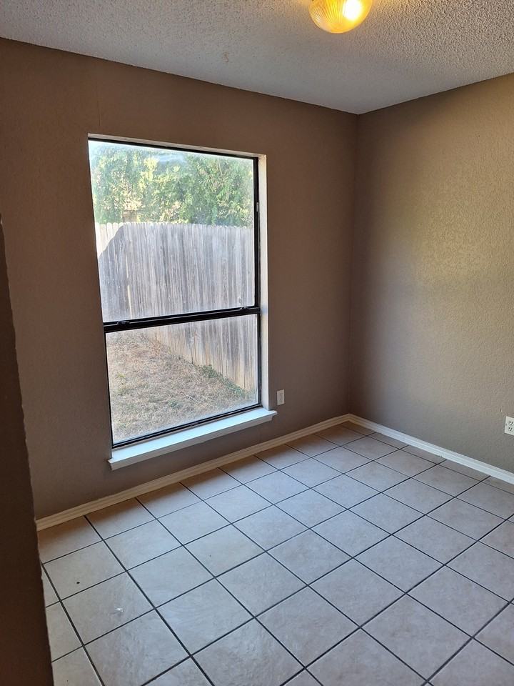 4525 Compass Ct - Photo 7 of 20