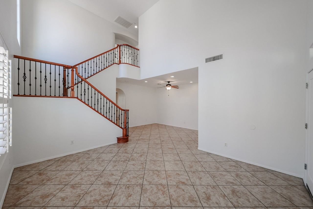 29755 N 121st Ave - Photo 2 of 20