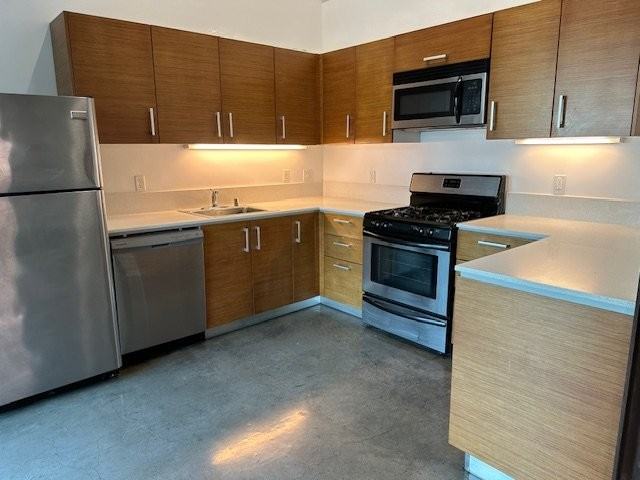 1330 Factory Pl #215 - Photo 7 of 11