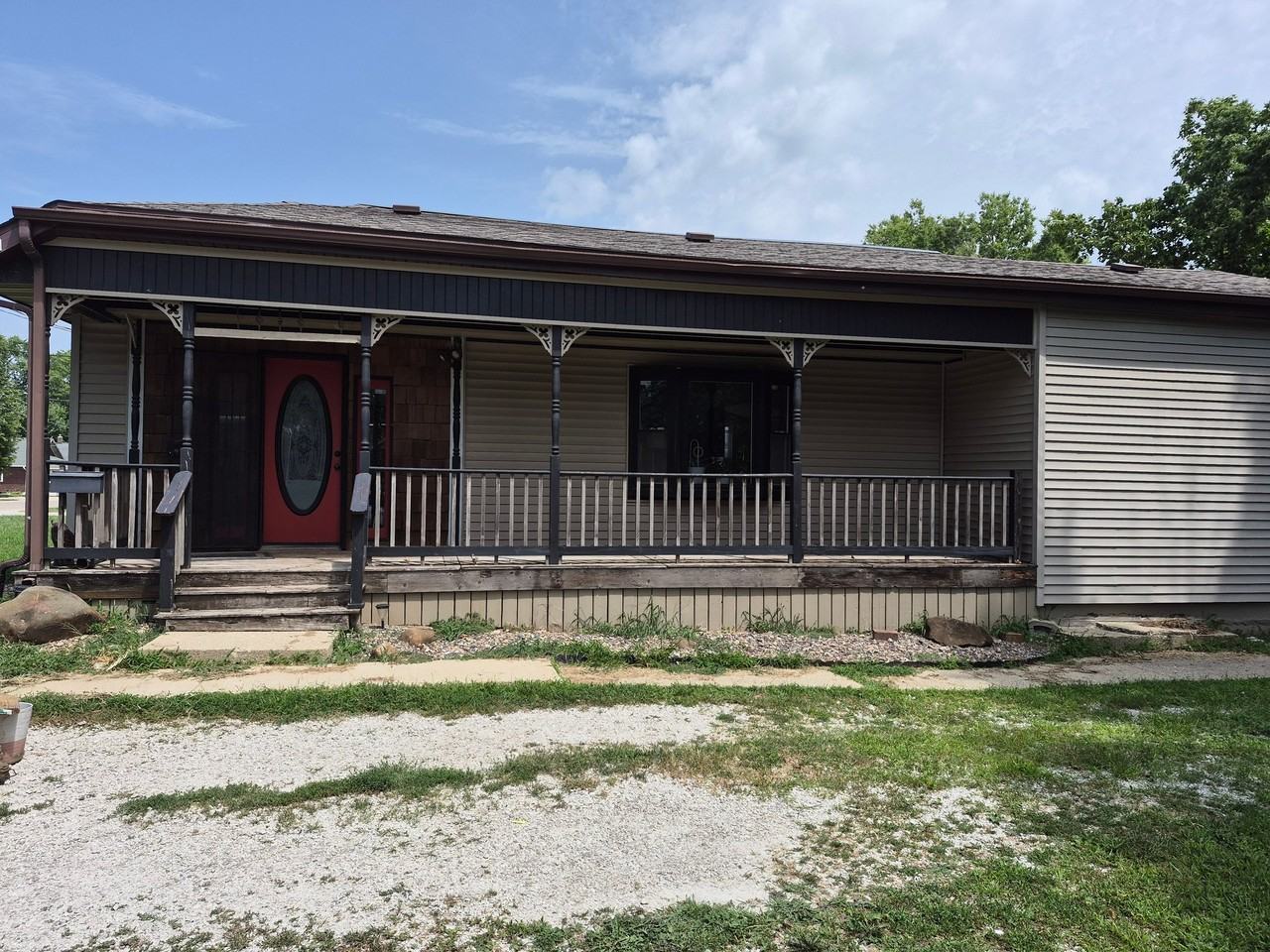 1806 Post St