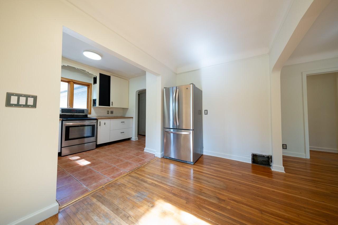 14510 Gleason Lake Dr #1 - Photo 7 of 33