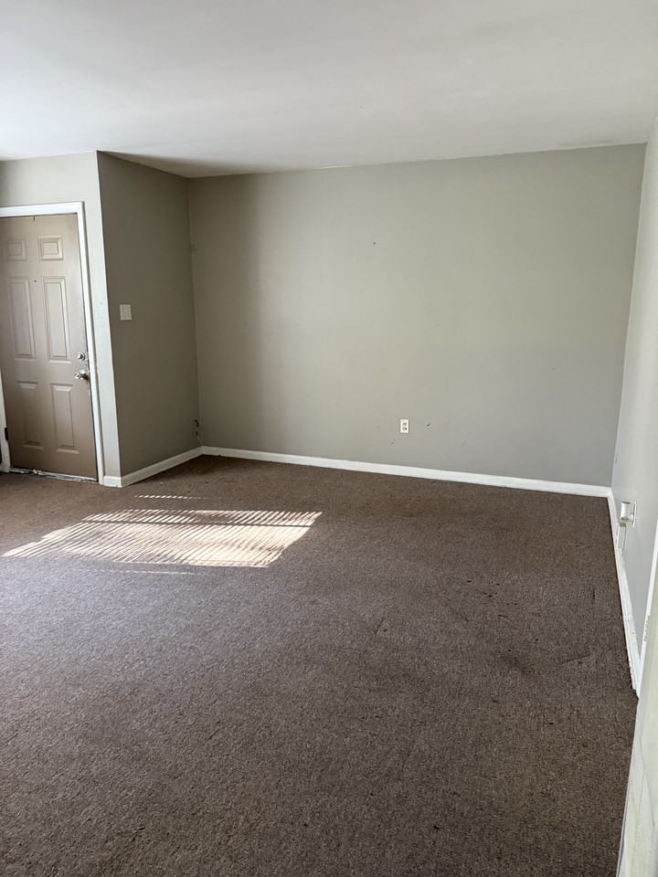 3505 Ridge Rd #4 - Photo 5 of 16
