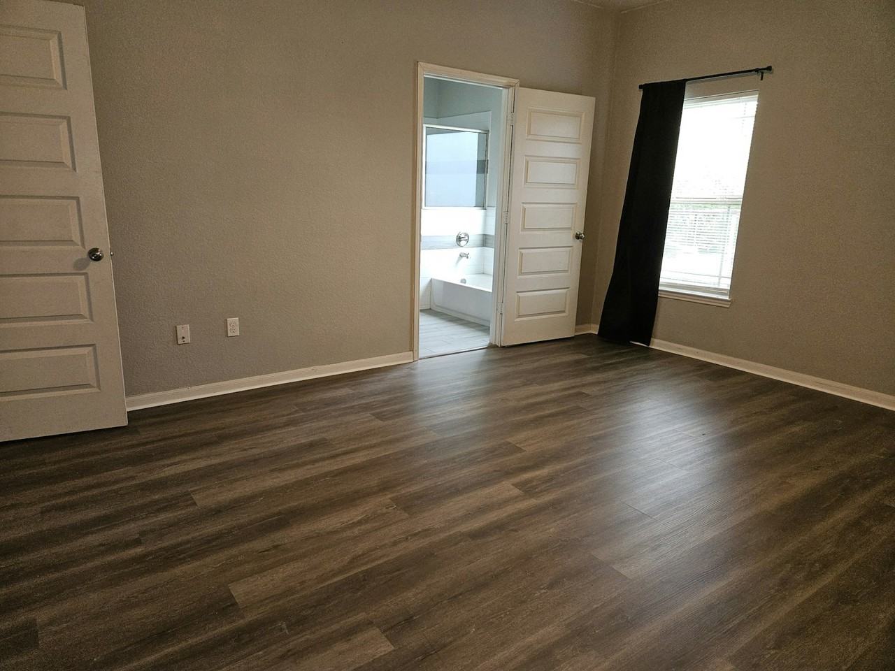 4801 Wenda Street, Unit A - Photo 4 of 11