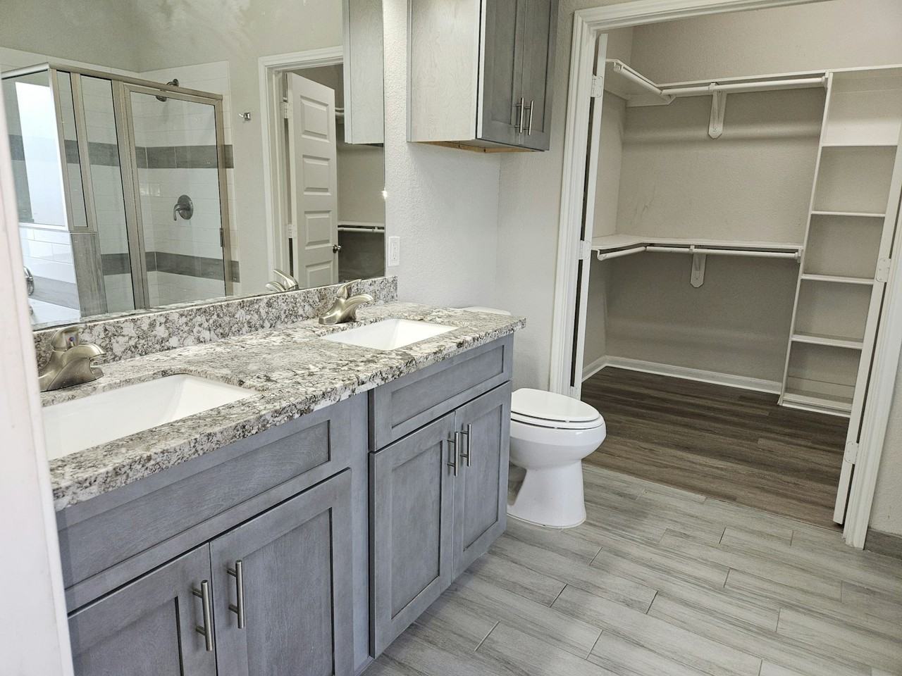 4801 Wenda Street, Unit A - Photo 6 of 11