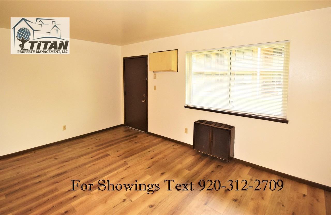 1435 South Commercial Street - Photo 4 of 10