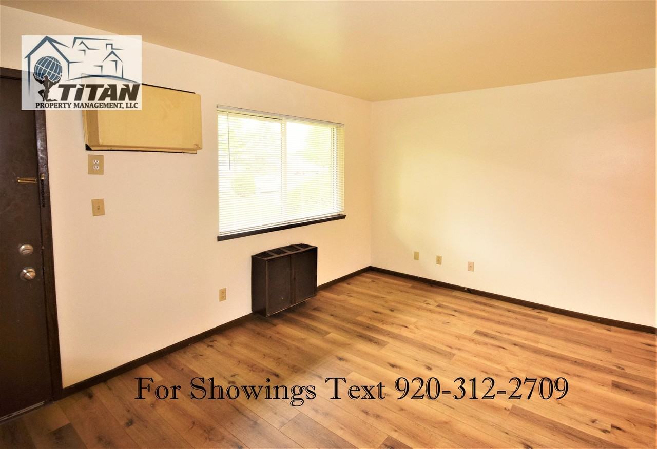 1435 South Commercial Street - Photo 5 of 10