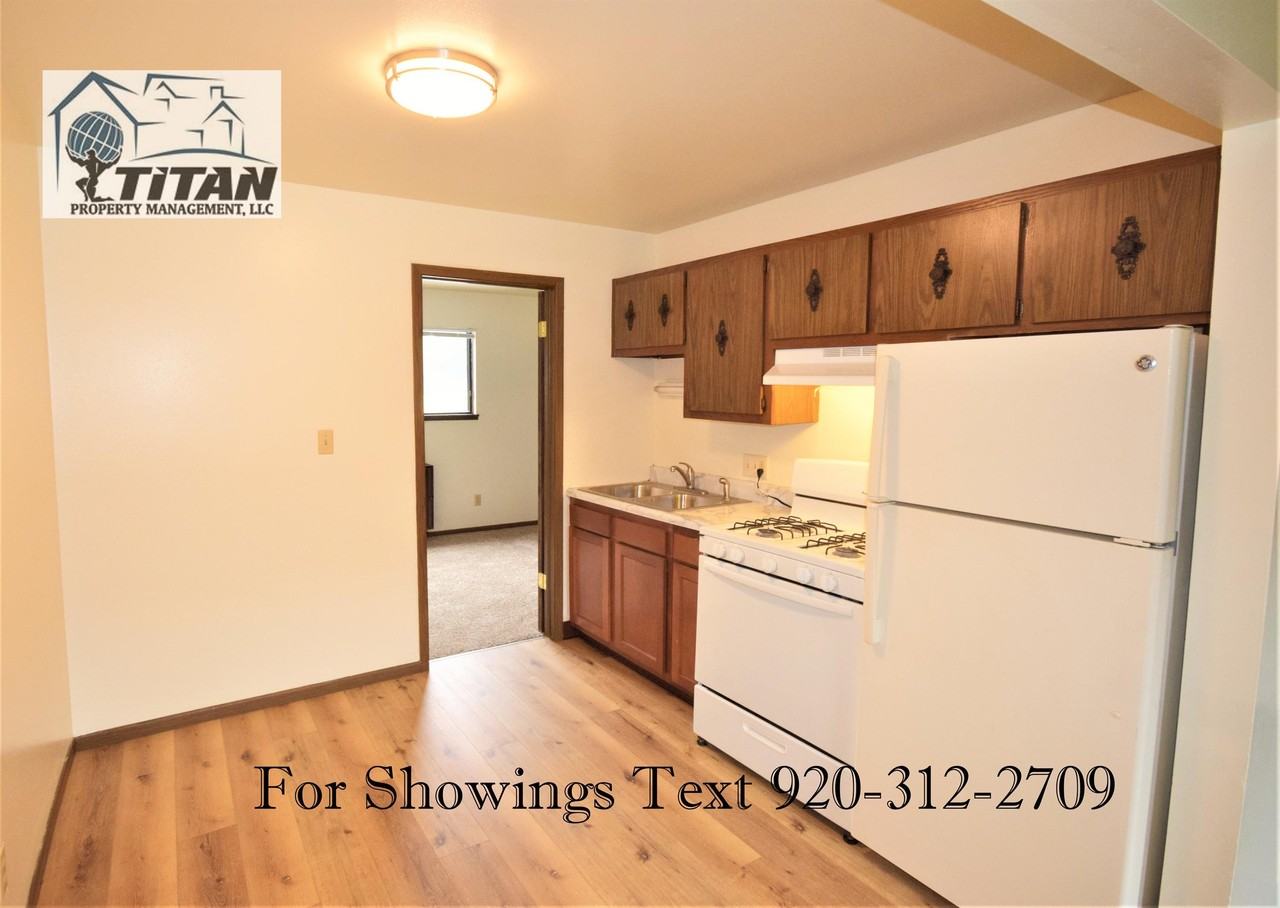 1435 South Commercial Street - Photo 6 of 10