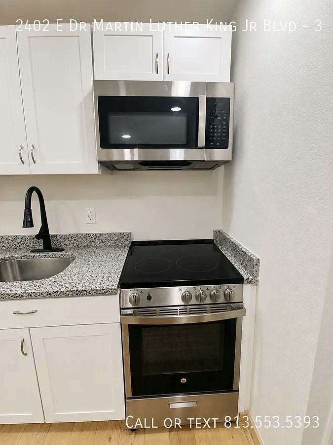 2402 E DR MLK JR BLVD, Unit 3 - Photo 3 of 9