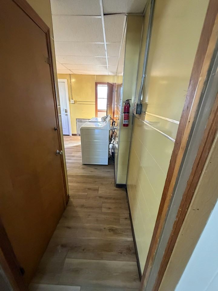 725 Wheeler Avenue, Unit Rear Right - Photo 6 of 32