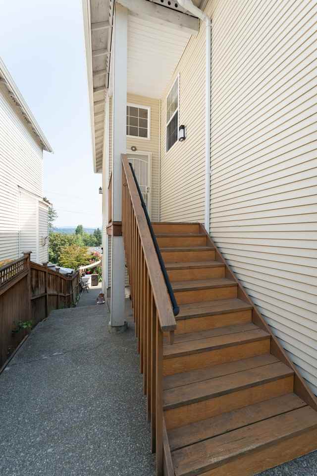 7972 39th Ave S Seattle WA 98118 #1 - Photo 2 of 50