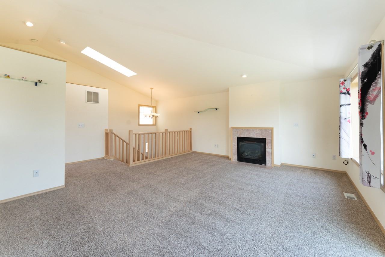 7972 39th Ave S Seattle WA 98118 #1 - Photo 5 of 50