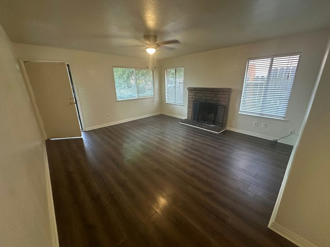 2742 Mendonca Drive - Photo 6 of 18