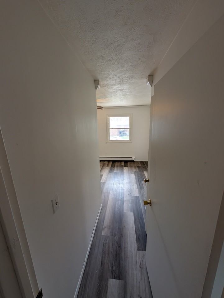 2 Curtis Court - Photo 7 of 11