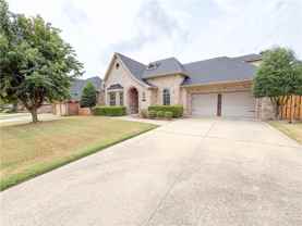 3778 Prince Philipe St - Photo 1 of 1
