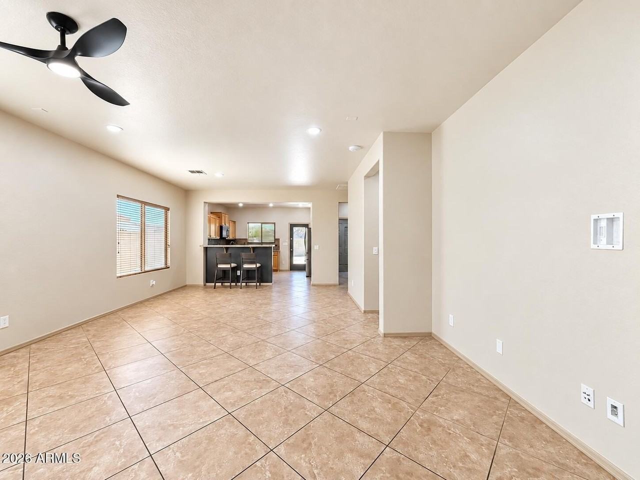 17961 W Lawrence Ln - Photo 2 of 24