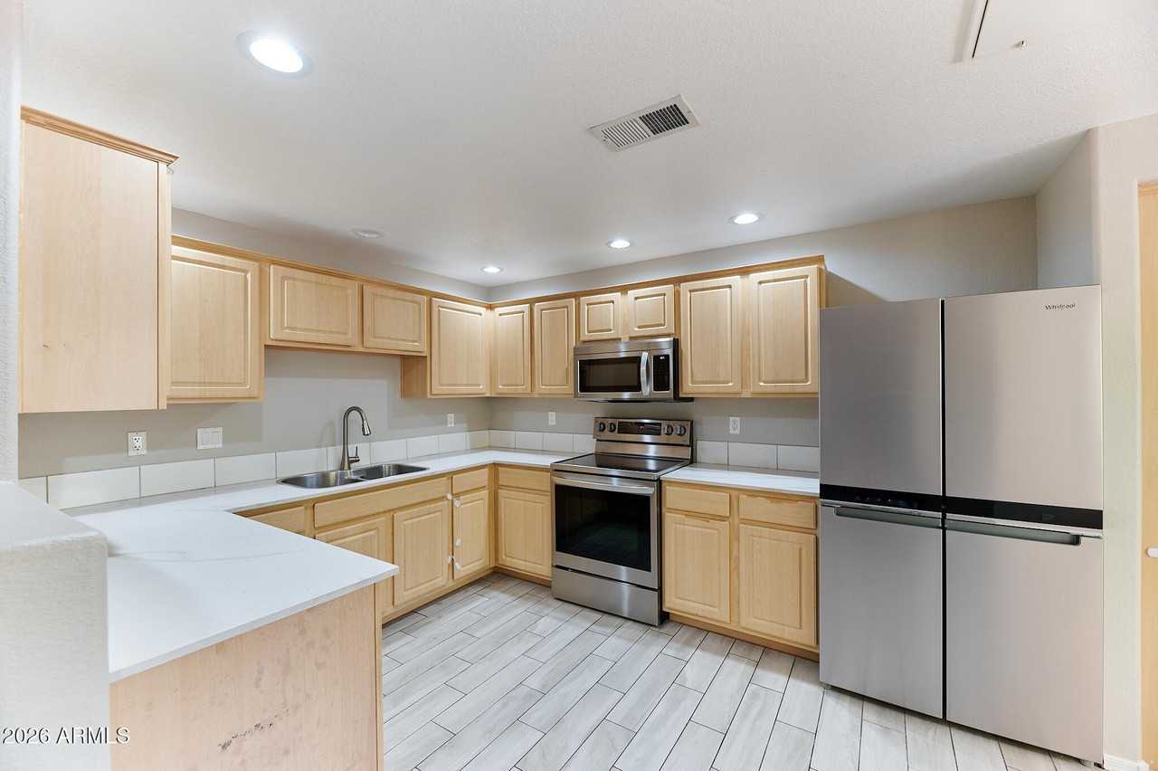 9555 E Raintree Dr #1013