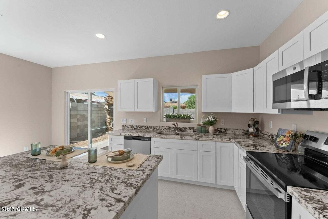 414 E Eason Ave - Photo 6 of 15