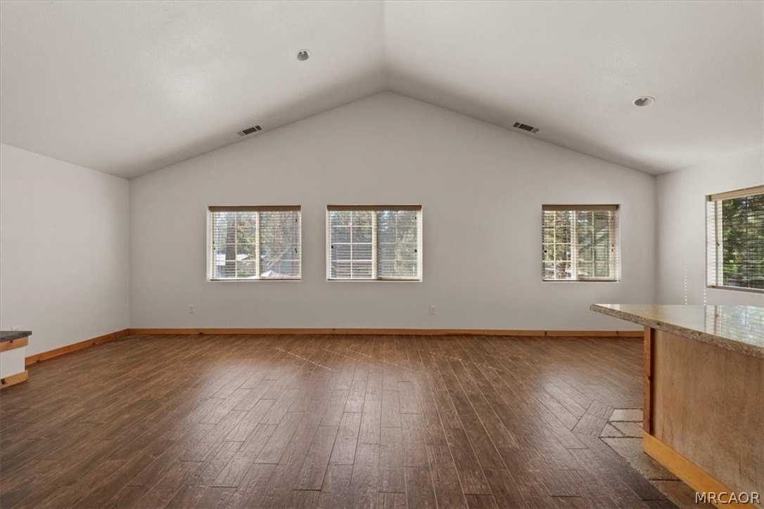 432 Chip O Wood Ln - Photo 6 of 32