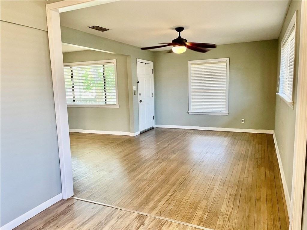 1006 Collingswood Dr - Photo 2 of 18