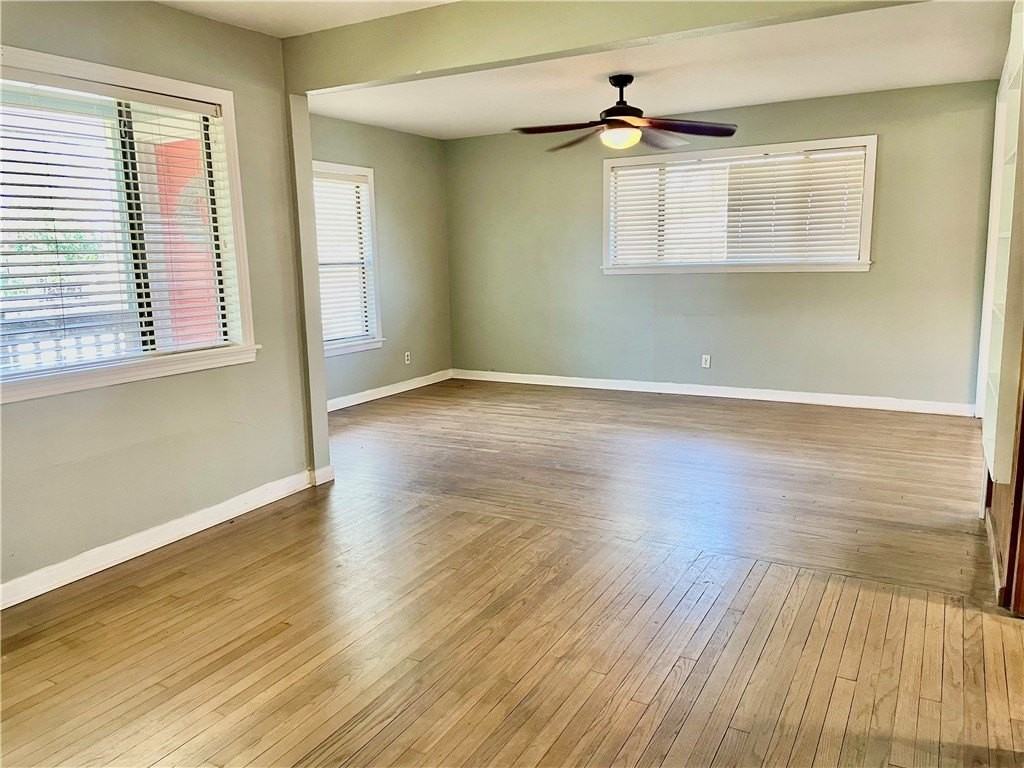 1006 Collingswood Dr - Photo 4 of 18