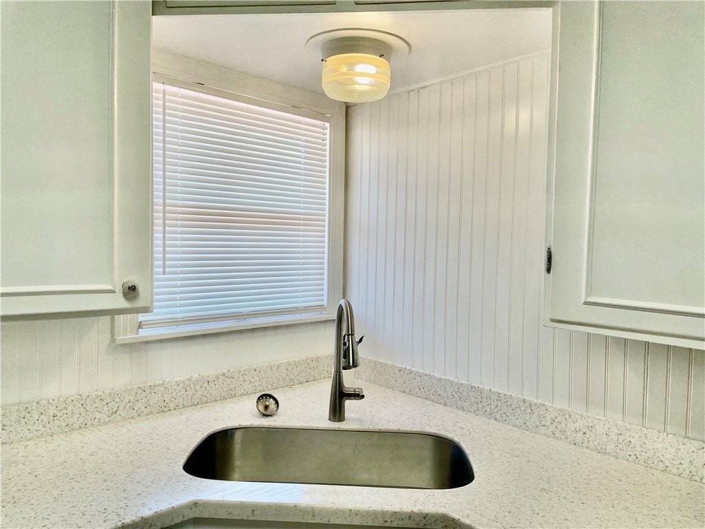 1006 Collingswood Dr - Photo 7 of 18
