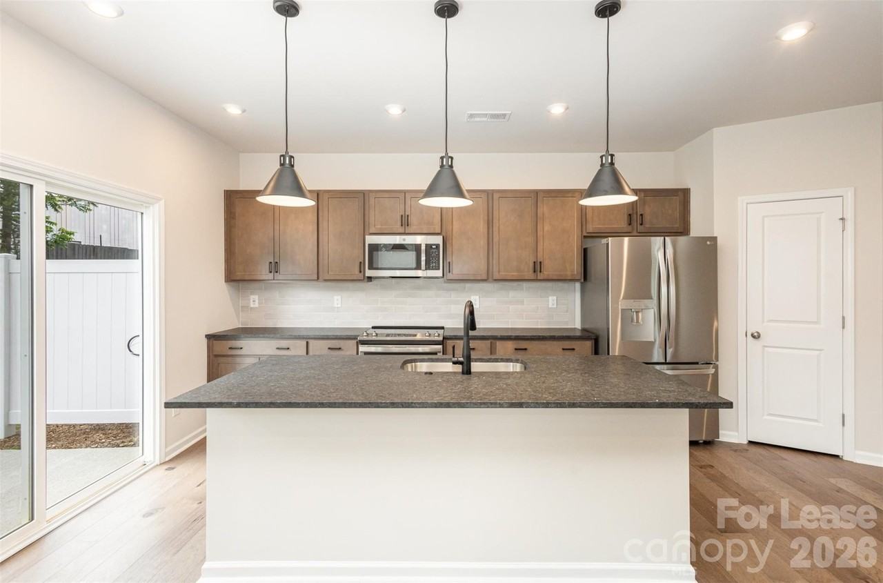 3103 Hutton Gardens Ln - Photo 3 of 23