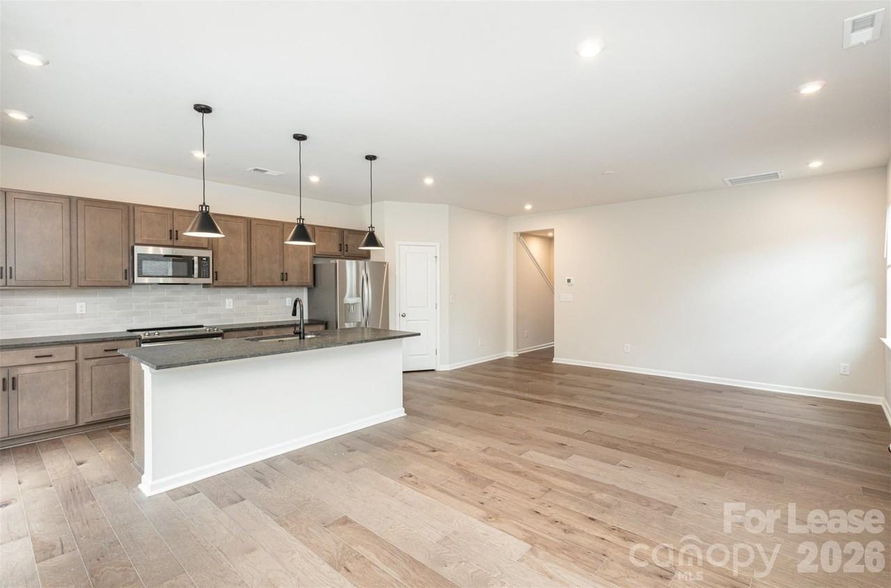 3103 Hutton Gardens Ln - Photo 7 of 23
