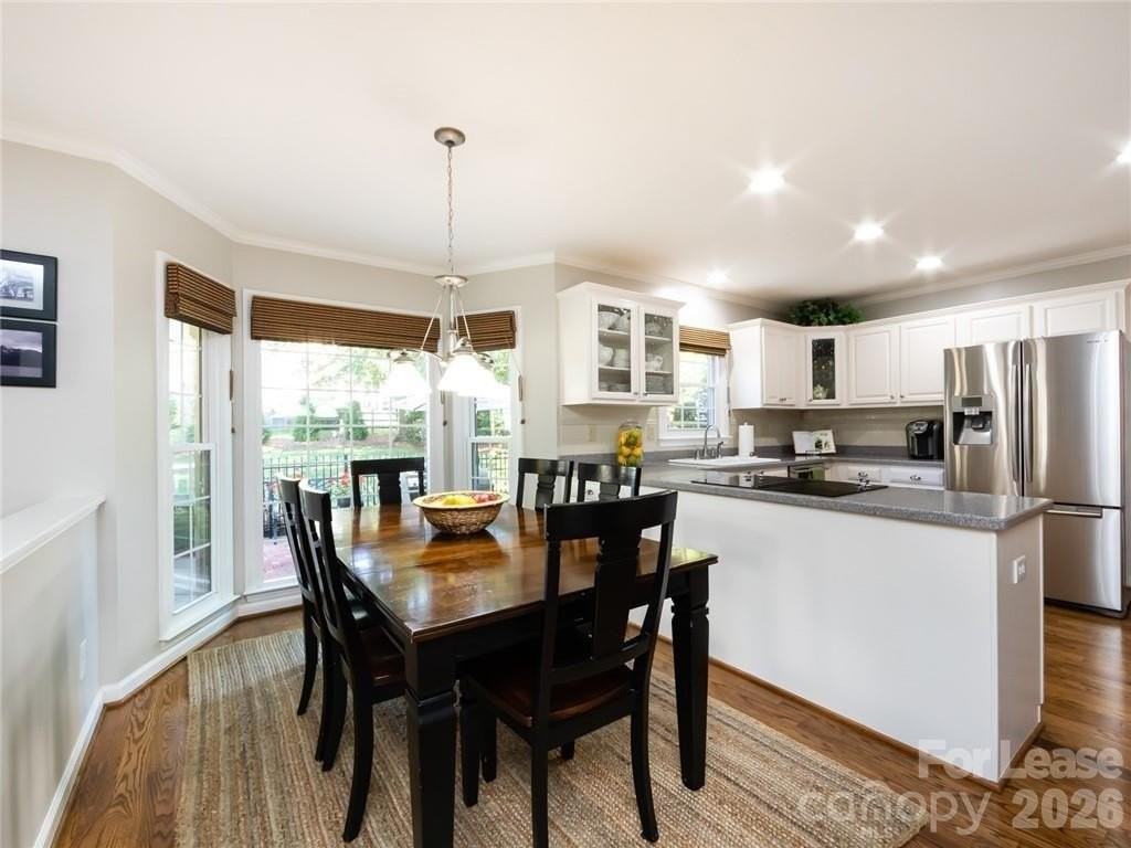11005 Stonepath Ln - Photo 6 of 17