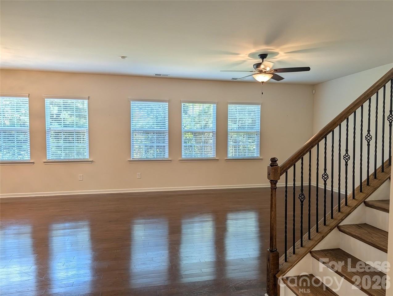 132 Cherry Bark Dr - Photo 5 of 34