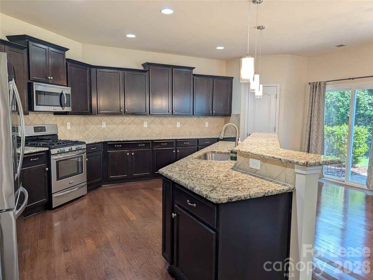132 Cherry Bark Dr - Photo 7 of 34