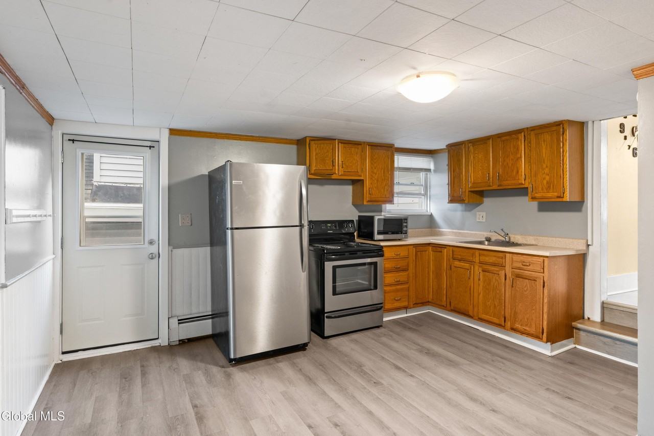 1524 5th Ave #2ndFL - Photo 7 of 21