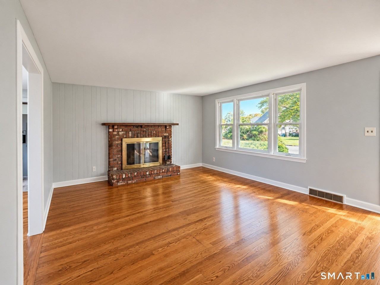 53 Wilcox Rd - Photo 3 of 11