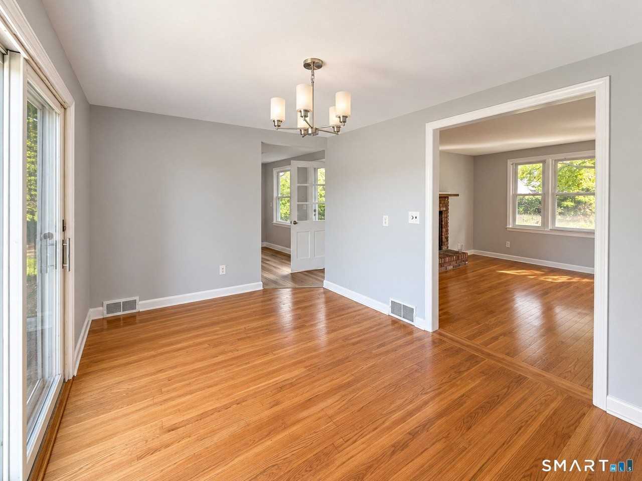 53 Wilcox Rd - Photo 5 of 11