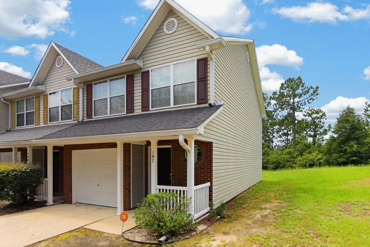 197 Swaying Pine Ct - Photo 3 of 25
