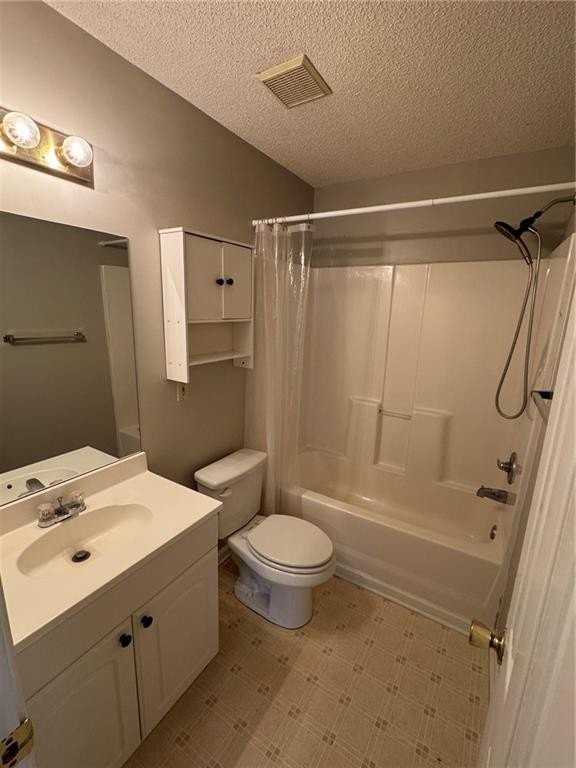 211 Mineral Springs Ct #B - Photo 7 of 8
