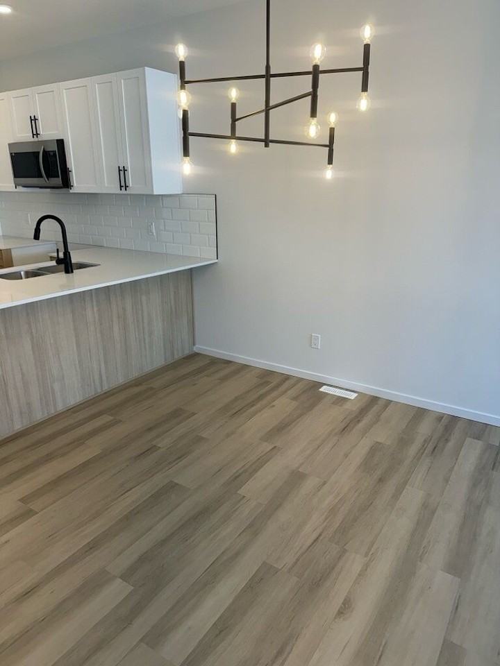 2803 192 St Nw - Photo 3 of 20