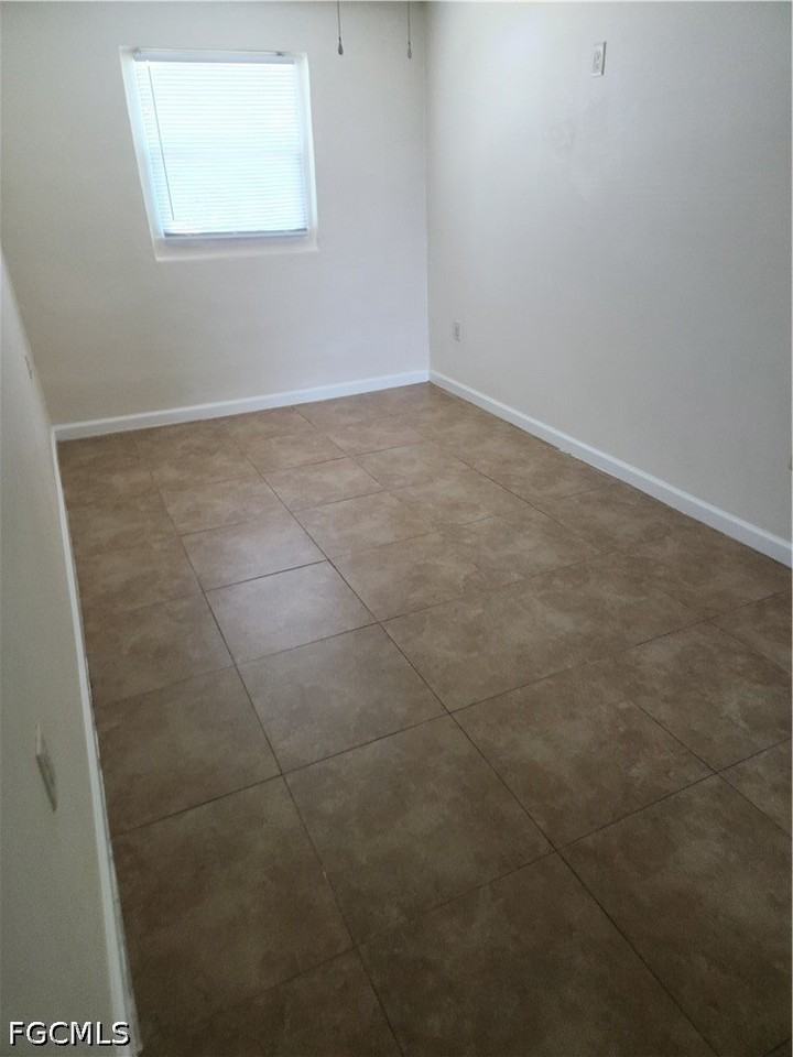 235 Clark St - Photo 5 of 16