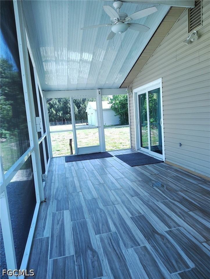 7257 Victory Rd - Photo 3 of 6