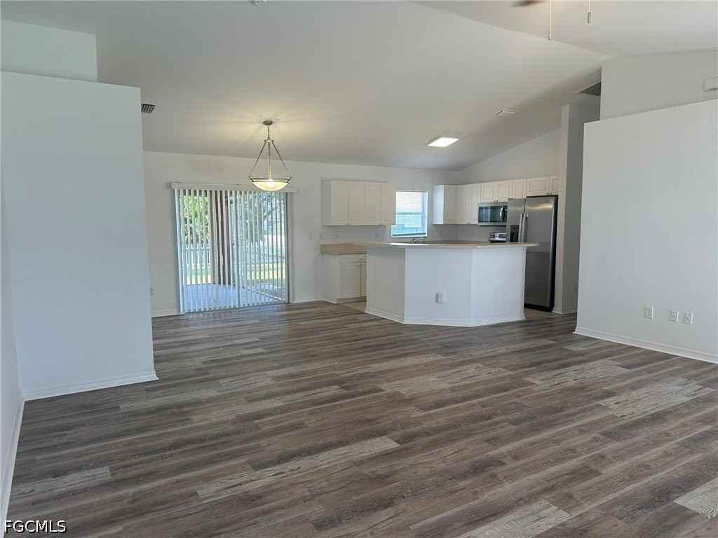 2148 Nw 21st Pl - Photo 5 of 26