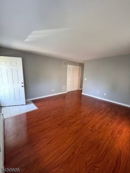 306 W Main St - Photo 4 of 6