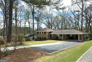 featured image of 2457 Sunset Dr Ne