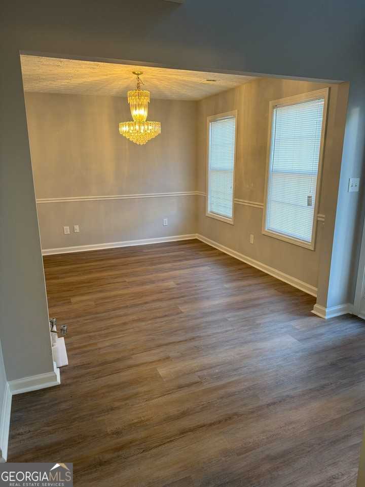 3033 Winding Grove Dr - Photo 3 of 16